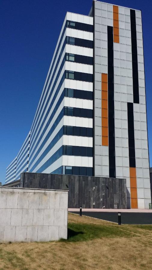 Apartamentos Chevere Rojo-Huca Oviedo Ngoại thất bức ảnh