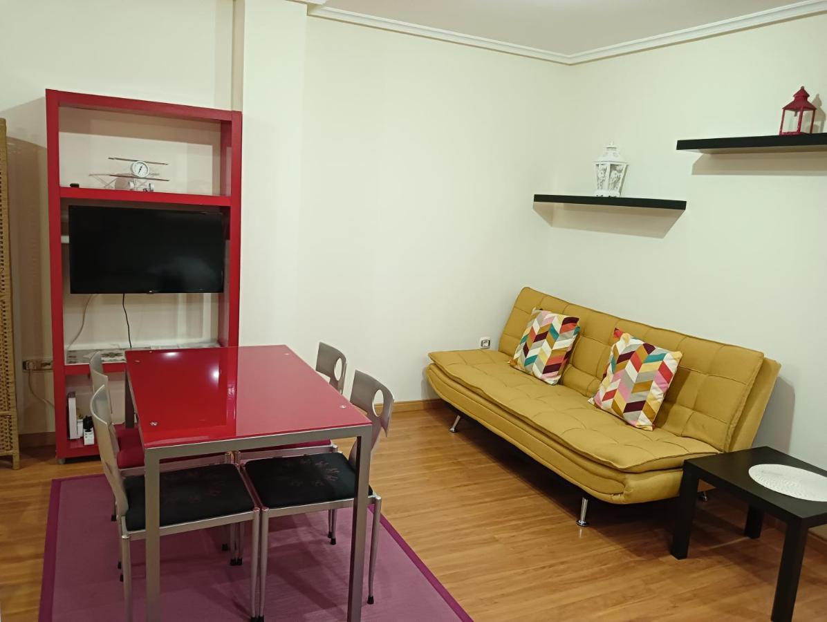 Apartamentos Chevere Rojo-Huca Oviedo Ngoại thất bức ảnh