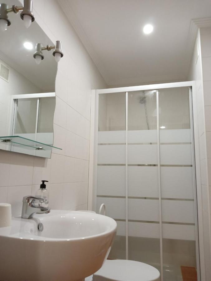 Apartamentos Chevere Rojo-Huca Oviedo Ngoại thất bức ảnh
