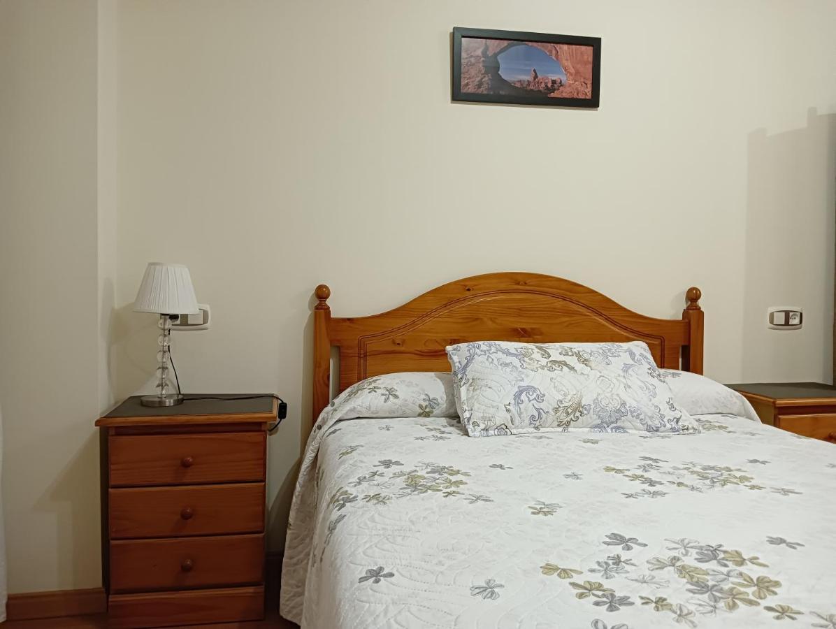 Apartamentos Chevere Rojo-Huca Oviedo Ngoại thất bức ảnh